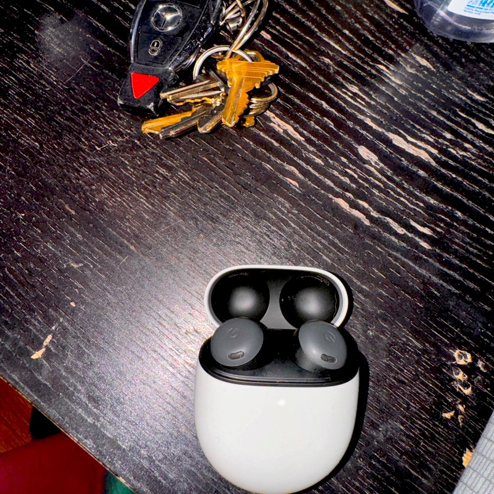 Google Pixel Buds Pro (2022)